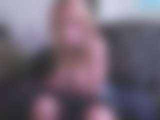 Hotblondemilf1962's Live Sex Cam Show