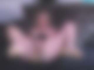 Hotblondemilf1962's Live Sex Cam Show