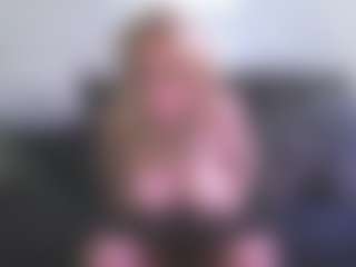 Live cam show with Hotblondemilf1962 - White Mature on liverealitysex.com | united states