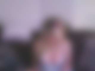Hotblondemilf1962's Live Sex Cam Show