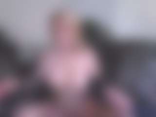 Live cam show with Hotblondemilf1962 - Sexwebcam Mature on AdultVida.com