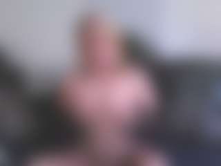 Hotblondemilf1962's Live Sex Cam Show