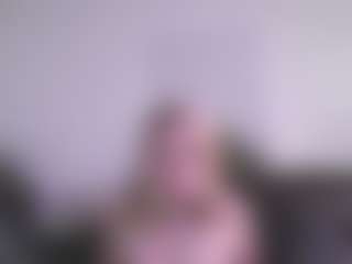 Hotblondemilf1962's Live Sex Cam Show