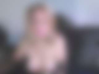 Hotblondemilf1962's Live Sex Cam Show