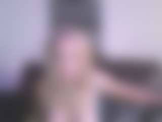 Live cam show with Hotblondemilf1962 - Mature on livesuperchat.net