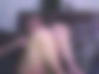 Hotblondemilf1962's Live Sex Cam Show