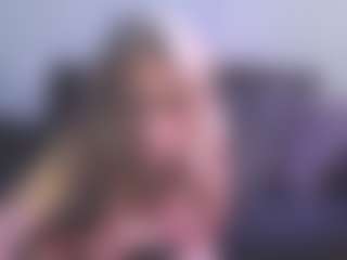 Hotblondemilf1962's Live Sex Cam Show