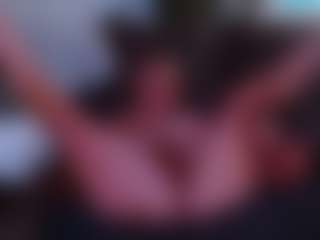Hotblondemilf1962's Live Sex Cam Show