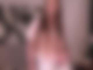 Live cam show with KirbyBator - New Big Tits on TeamSkeetLive