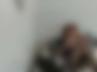 Live cam show with lovelinka - Red Hair on Dolls Live
