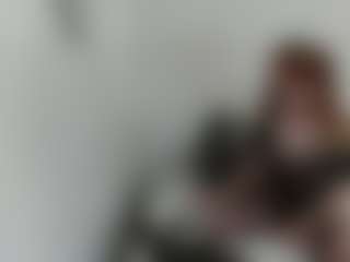 Live cam show with lovelinka - Red Hair on intimatelivegirls.com