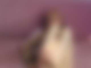Live cam show with Milany-cute - Fingering on TeamSkeetLive