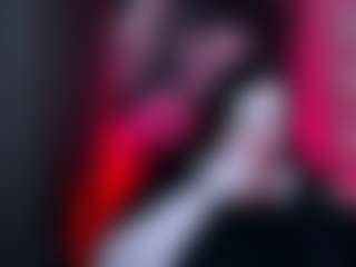 Live cam show with QueenOfHaze - Blue Eyes on Uber Horny