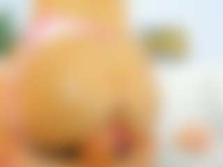 Live cam show with Danielaaida - New Shaved Pussy on Cam Slut