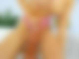 Danielaaida's Live Sex Cam Show