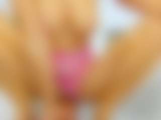 Danielaaida's Live Sex Cam Show