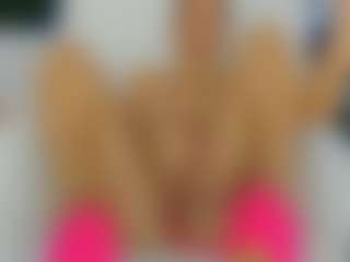 Danielaaida's Live Sex Cam Show