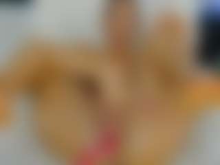 Live cam show with Danielaaida - Fingering Young Adult on StripNow