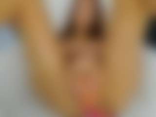 Danielaaida's Live Sex Cam Show