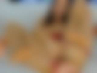Danielaaida's Live Sex Cam Show