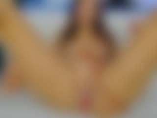 Danielaaida's Live Sex Cam Show