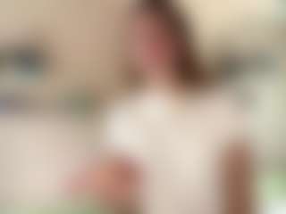Live cam show with JeanneNostro - Pale on Fling VIP Chat