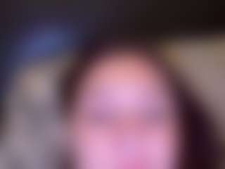 Live cam show with LeeaMiruu - Princess on dropp.cam