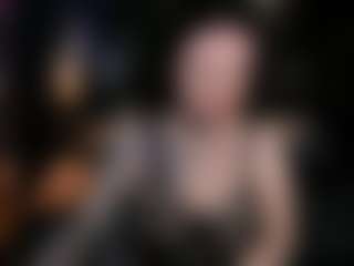 Live cam show with LisaSin - Dirty Talk on xDating
