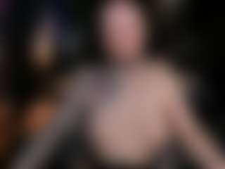 Live cam show with LisaSin - Dirty Talk on Big Tits
