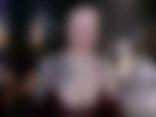 Live cam show with LisaSin - Middle Aged on galaxygirlnitro.com