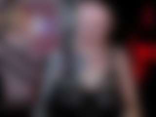 Live cam show with LisaSin - Dirty on Milfs Live