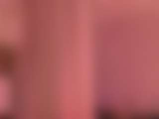 Live cam show with LisaSin - Teasing on Camsoda