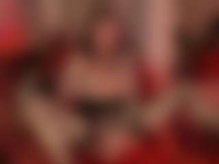 Live cam show with LisaSin - Green Eyes on liverealitysex.com