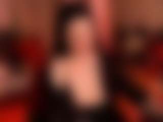 Live cam show with LisaSin - Raven Hair on Mixed Magazine Live