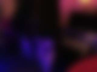 Live cam show with LisaSin - Green Eyes on Dolls Live