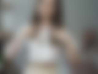 Live cam show with MadelineBerkhalter - Small Tits on Free Soda