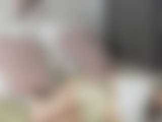 Live cam show with MadelineBerkhalter - New Young Adult on AdultVida.com