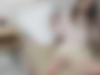 Live cam show with MadelineBerkhalter - Brown Hair on Milfs Live
