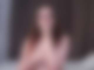 Show en direct avec MadelineBerkhalter - Moaning sur Camsoda