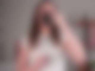 Live cam show with MadelineBerkhalter - Moaning on live.xheat.ai