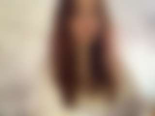 Live cam show with MaxineBrondyke - Doggy on Camiplay Live