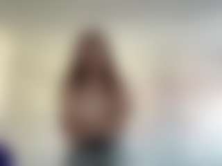 Live cam show with MaxineBrondyke - Small on Cam Slut
