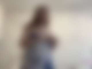 Live cam show with MaxineBrondyke - Upskirt on Dare Cams