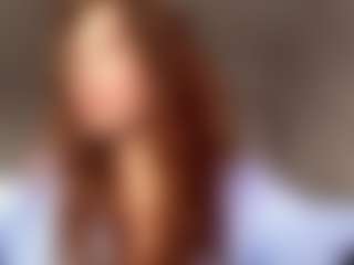 Live cam show with MaxineBrondyke - Girlnextdoor on Camsoda