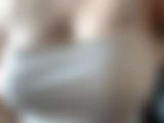 Live cam show with MaxineBrondyke - Small on Gym Cam Girls