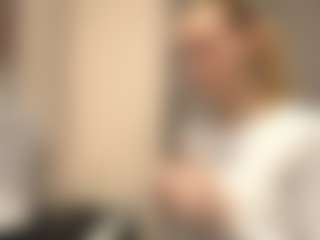 Live cam show with RayTopp - Blue Eyes on eurowanks.com