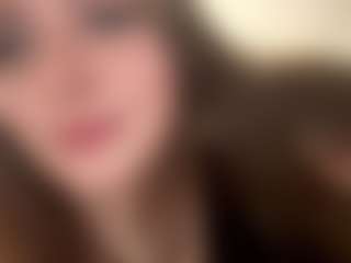 RoseliaEchols's Live Sex Cam Show