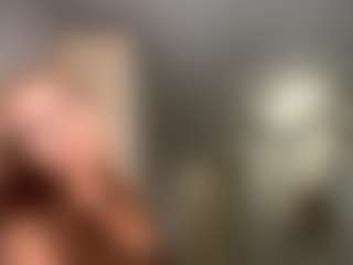 RoseliaEchols's Live Sex Cam Show