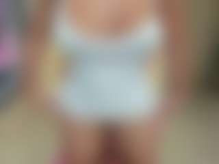 sweetbuttocks's Live Sex Cam Show