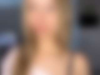 Live cam show with MyTrombetta - American MILF on Dolls Live | france